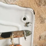 Ancien porte ustensiles de cuisine en tôle émaillée 2 Ancien porte ustensiles de cuisine en tôle émaillée