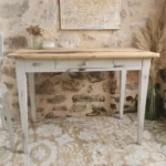 Bureau vintage patiné et sa chaise Luterma