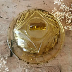Cloche à gâteau Art Déco en verre jaune ambré