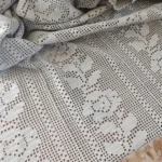 Dessus de Lit ancien teint vert Kaki 4 Dessus de Lit ancien en crochet, teint en vert Kaki
