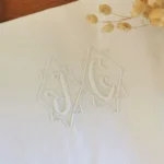 Drap ancien brodé monogramme JG 5 Drap ancien brodé monogramme JG