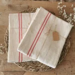 Torchon ancien en lin, 2 liteaux rouges de 1930